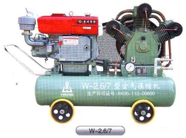 Kompresor udara piston seluler reciprocating untuk industri tambang 92cfm 2,6m3 / menit